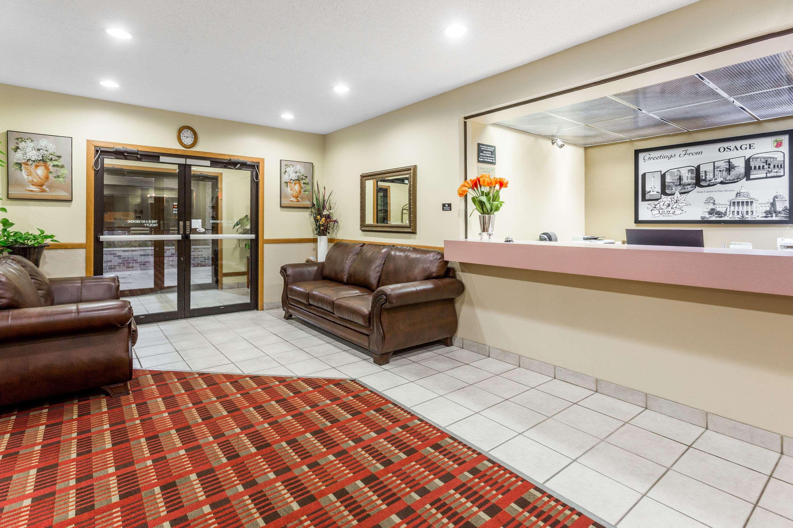 Hotel Super 8 By Wyndham Osage Extérieur photo